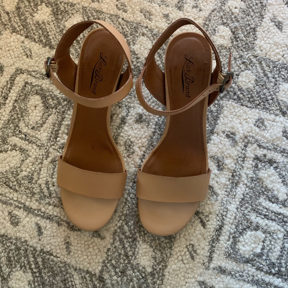 Lucky Brand Nude Leather Sandals Size 8